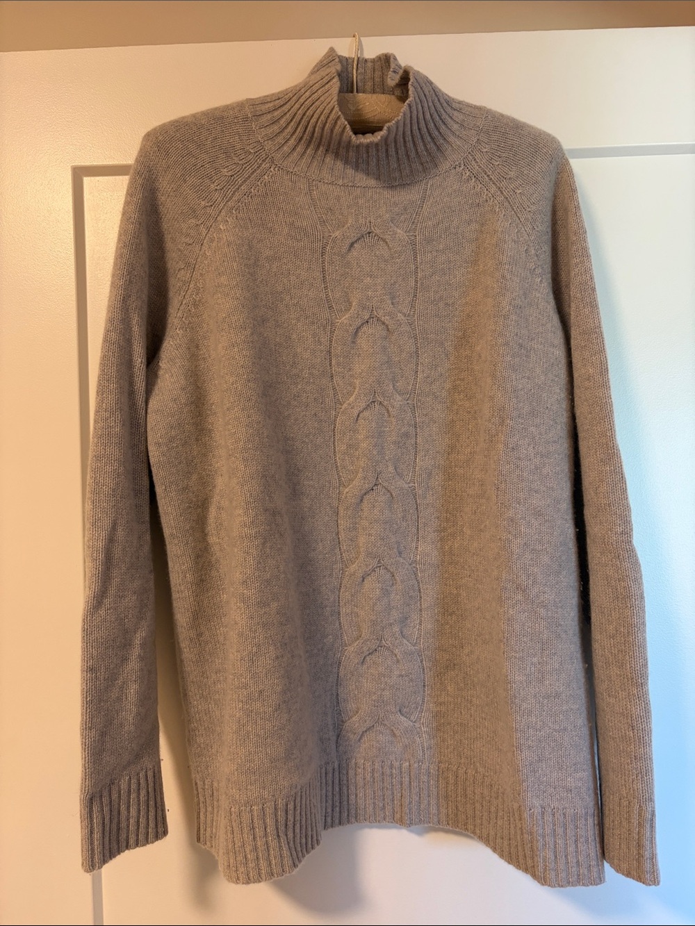 100% cashmere Garnet Hill  Light Gray Cable Turtleneck Sweater